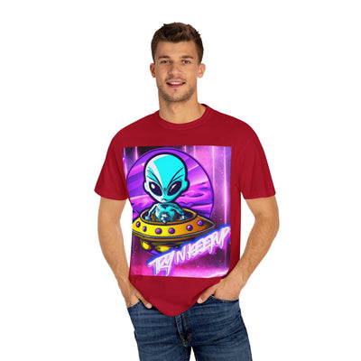 Retro Alien Graphic Unisex T-Shirt - Vintage Space Vibe