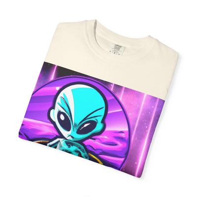 Retro Alien Graphic Unisex T-Shirt - Vintage Space Vibe