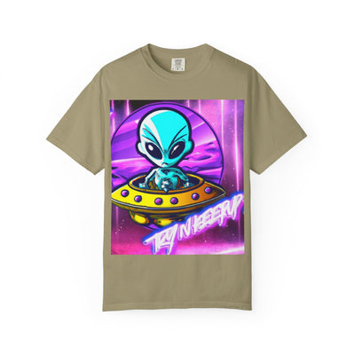 Retro Alien Graphic Unisex T-Shirt - Vintage Space Vibe