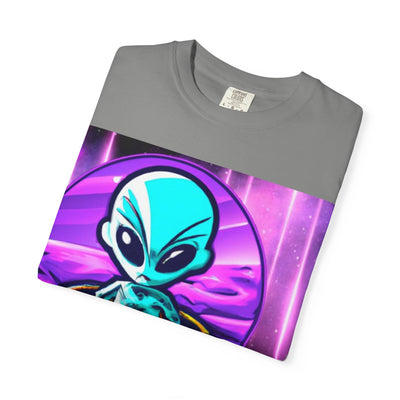 Retro Alien Graphic Unisex T-Shirt - Vintage Space Vibe