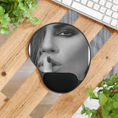 Courtnay Stylish Mouse Pad with Wrist Rest