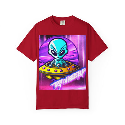 Retro Alien Graphic Unisex T-Shirt - Vintage Space Vibe
